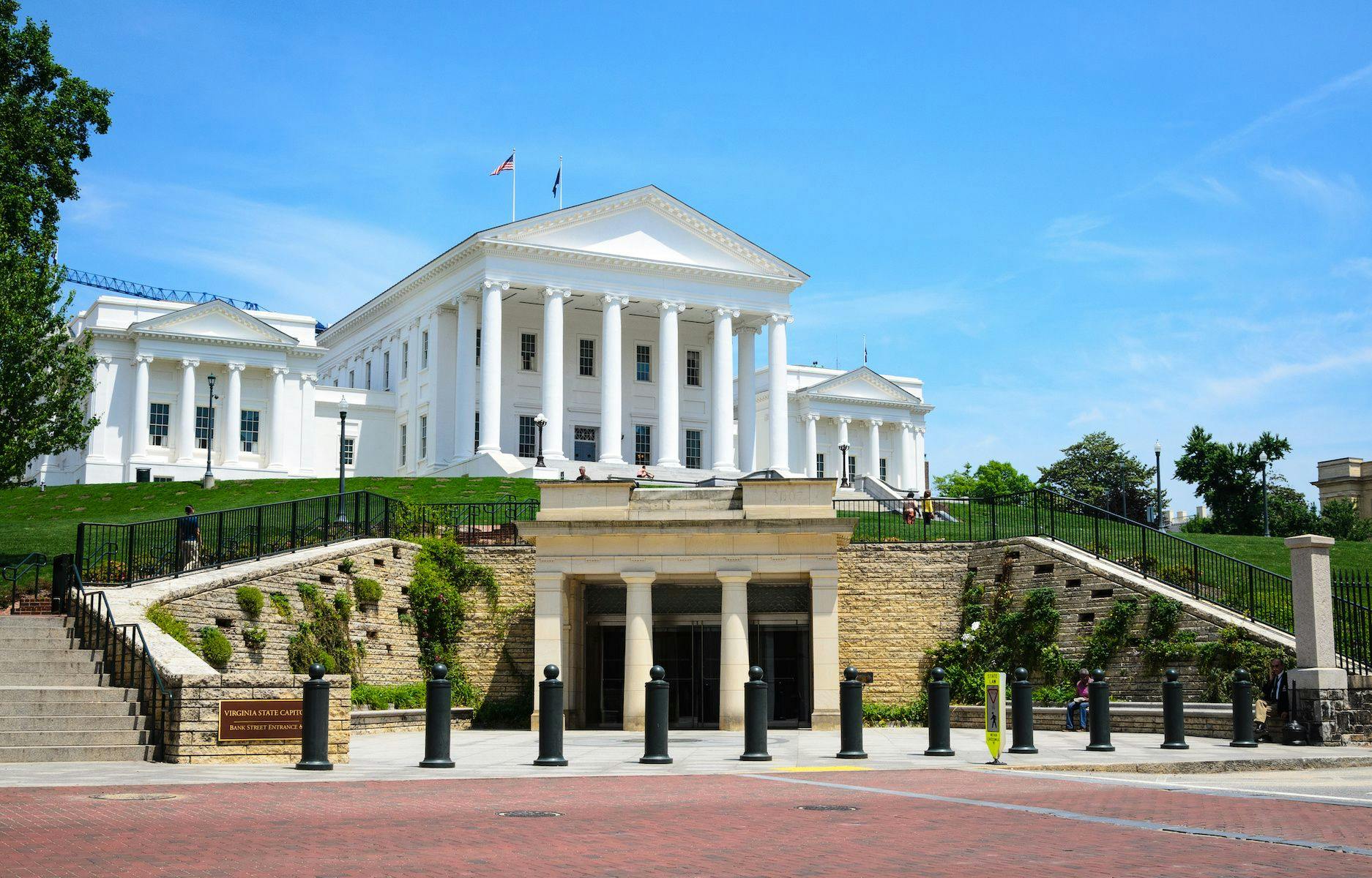State Capitol of Virginia | image credit: Zack Frank / stock.adobe.com